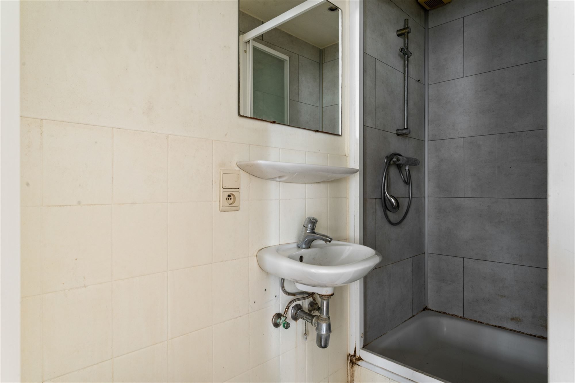Gezellig appartement met 1 slaapkamer en terras in hartje lier foto 13