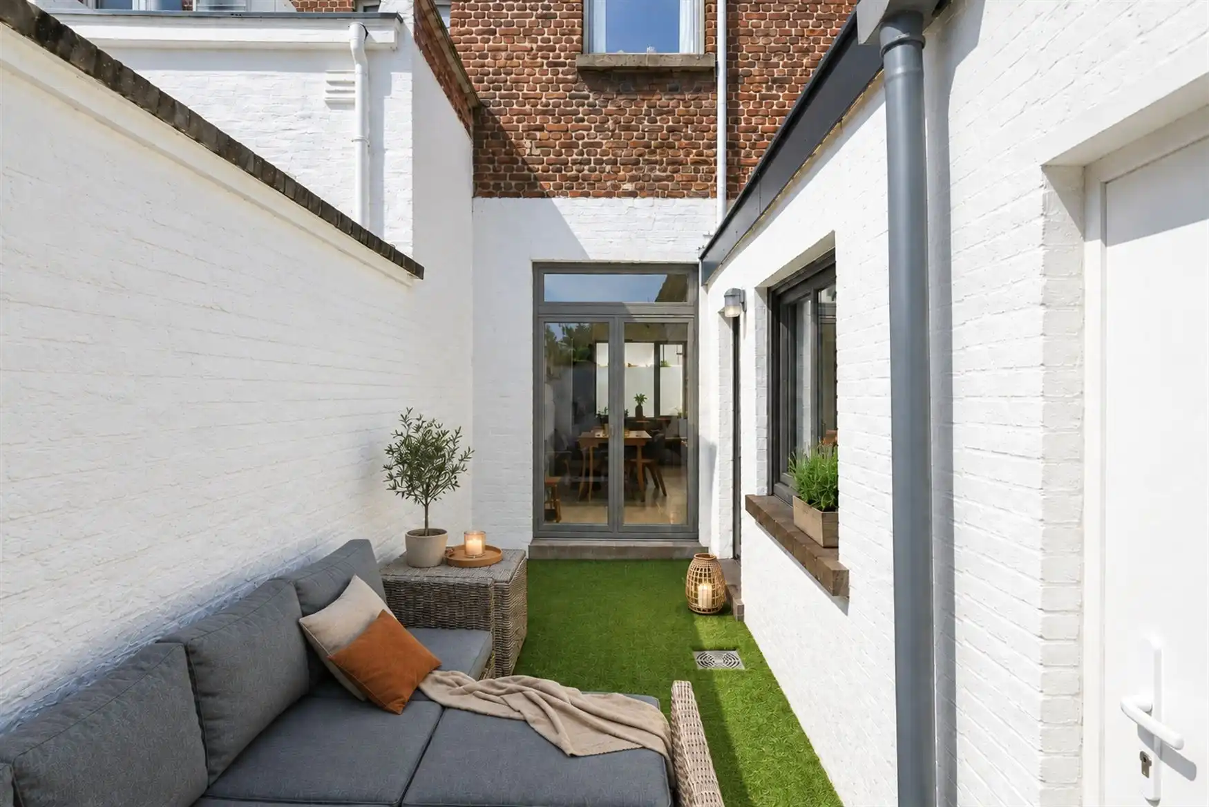 Karakterwoning met hoge plafonds op topligging in Gent foto 8