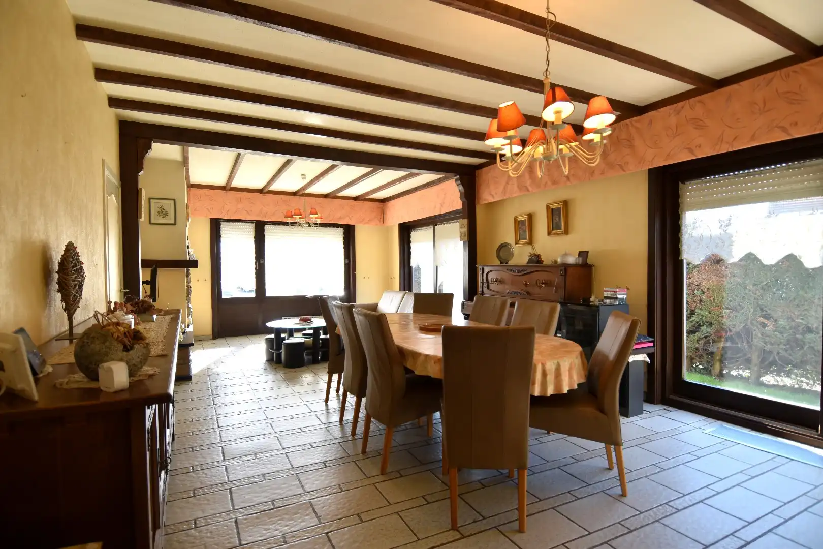 Alleensteenstaande woning met dubbele garage te koop op een rustige ligging te Bissegem foto 5