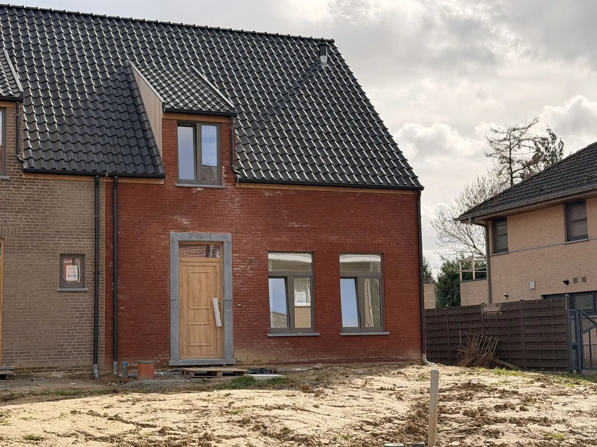 Charmante nieuwbouw (pastorijstijl) in Ronse met grote tuin! foto 7