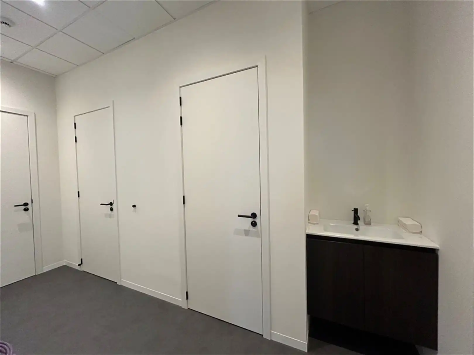 Kantoorgebouw foto 23