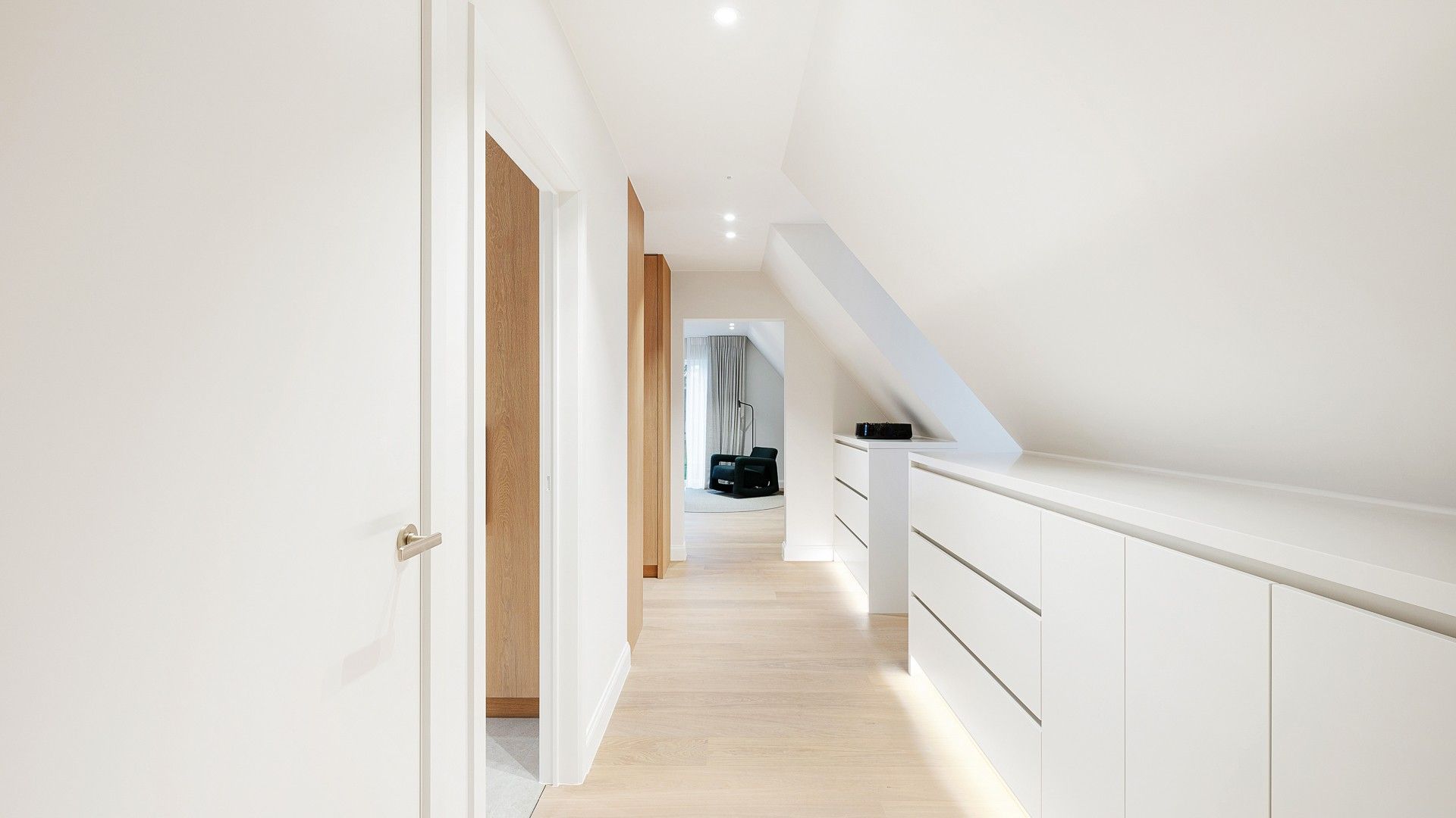 Luxueuze, alleenstaande villa in een residentiële wijk in Knokke met 5 slaapkamers. foto 24