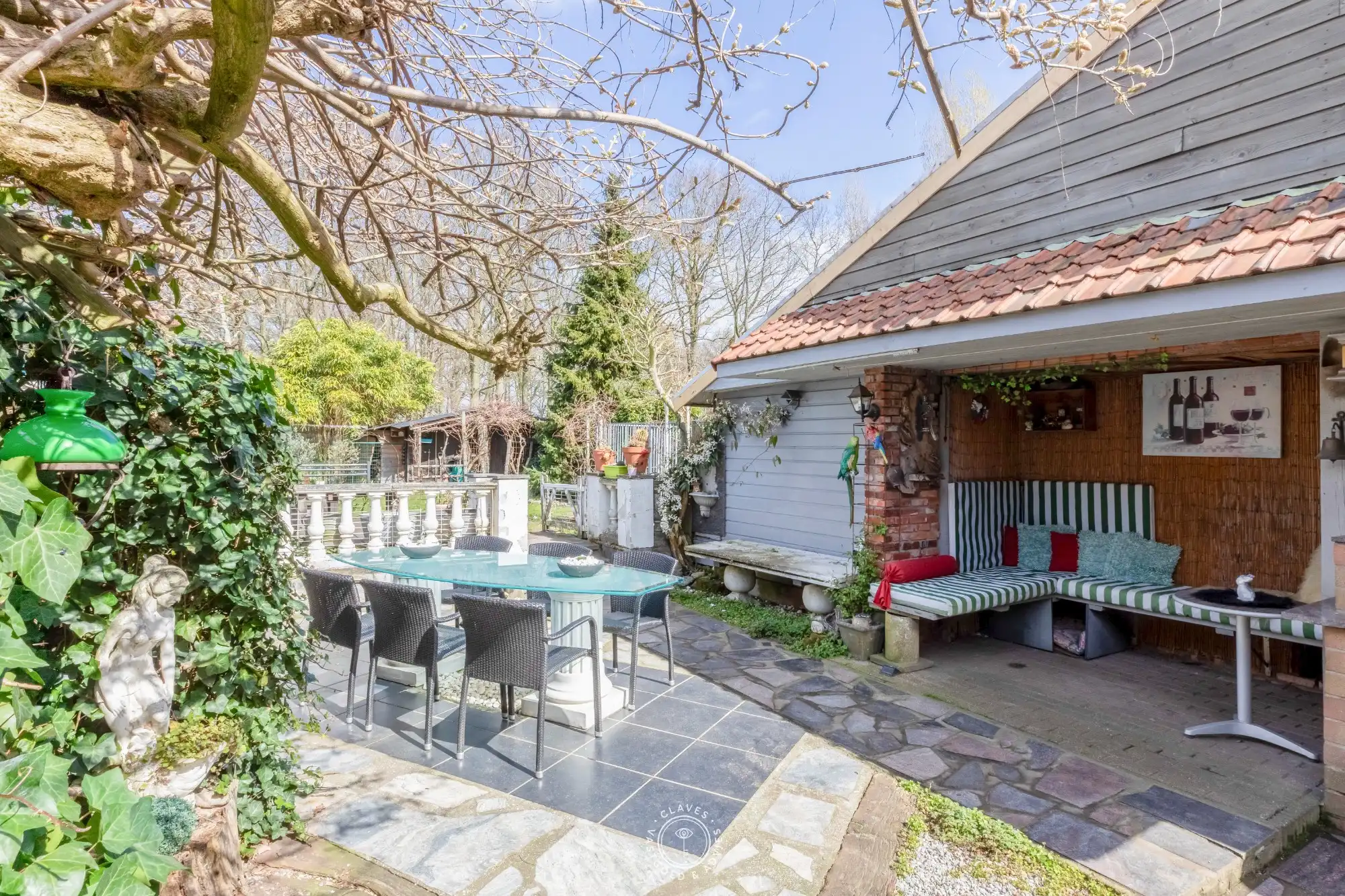 Ruime gezinswoning met 4 slaapkamers en zicht op het groen foto 2