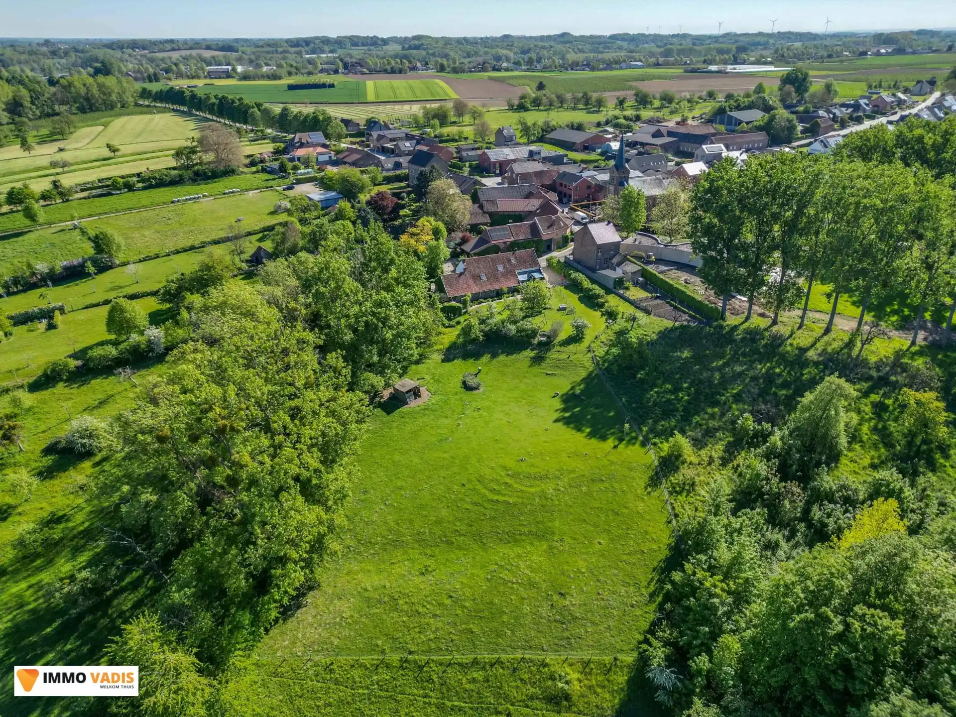 Wonen in alle rust: Uniek landhuis omringd door natuur foto 28