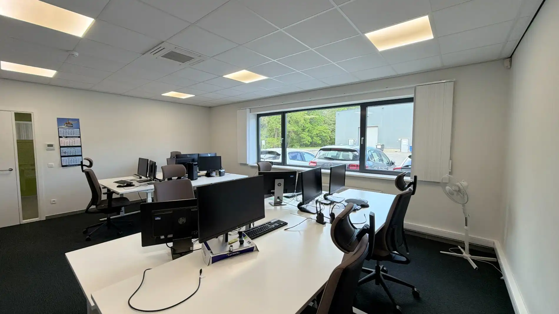 Instapklare kantoren met kleine opslagruimte te huur in Turnhout foto 3