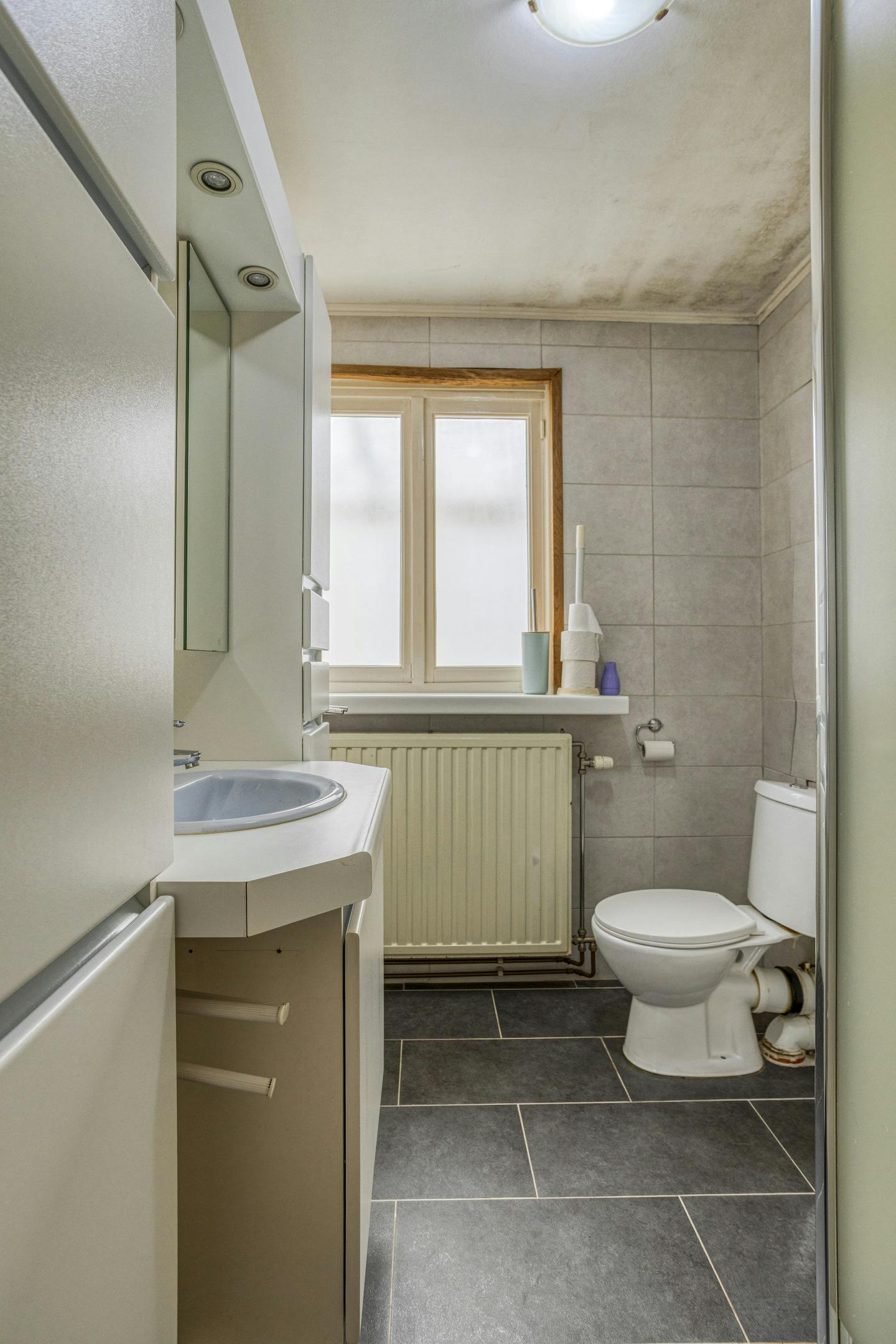 Te renoveren huis met vier slaapkamers en tuin in het centrum foto 6