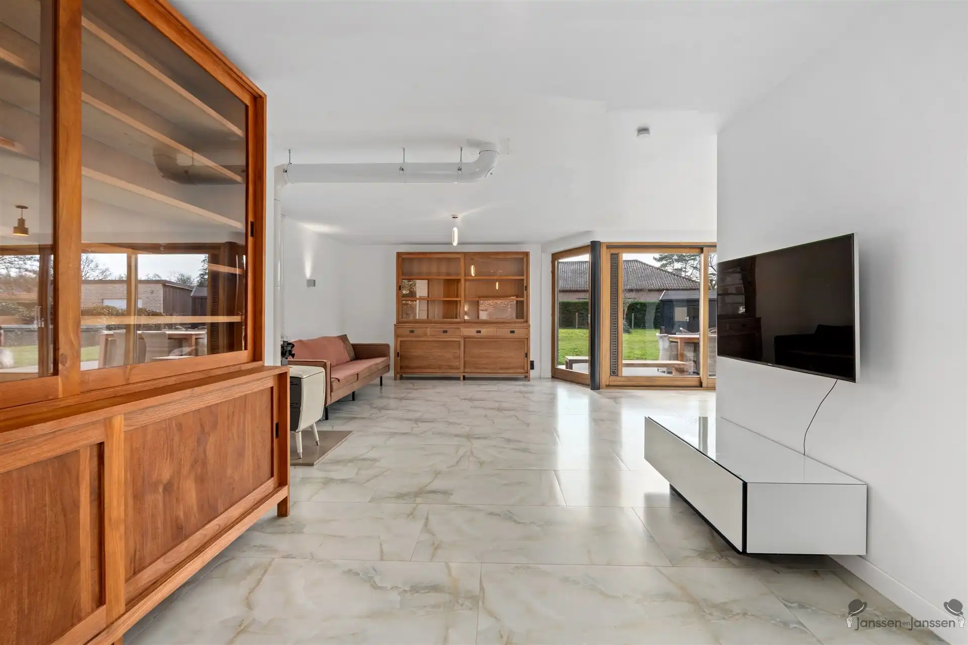 MODERNE, VOLLEDIG GERENOVEERDE VILLA OP RUSTIGE LIGGING IN TREMELO foto 4