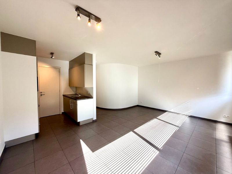 Instapklaar appartement met 1 slaapkamer op de gelijkvloerse verdieping foto 5