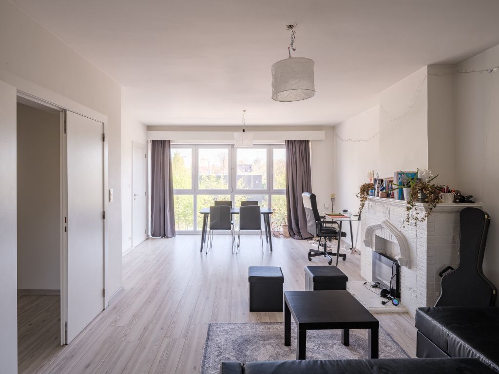 Lichtrijk dakappartement met 2-slaapkamers op een toplocatie foto 4