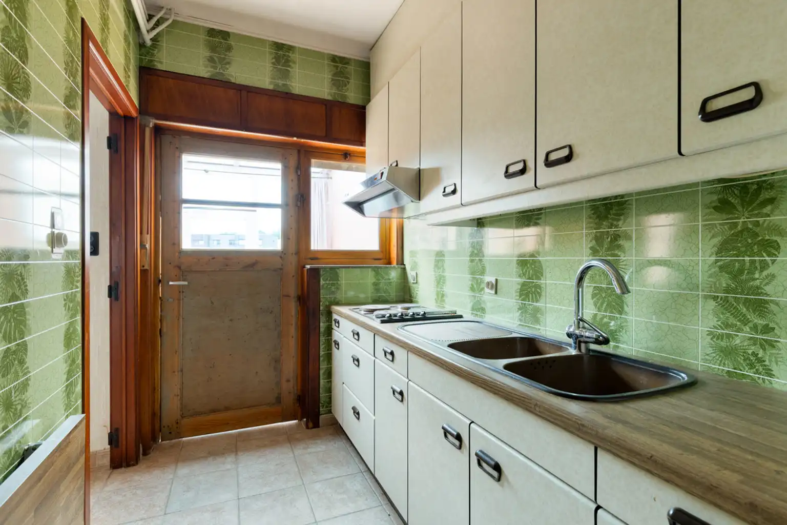 Te moderniseren, charmante tweegevelwoning met tuin foto 6