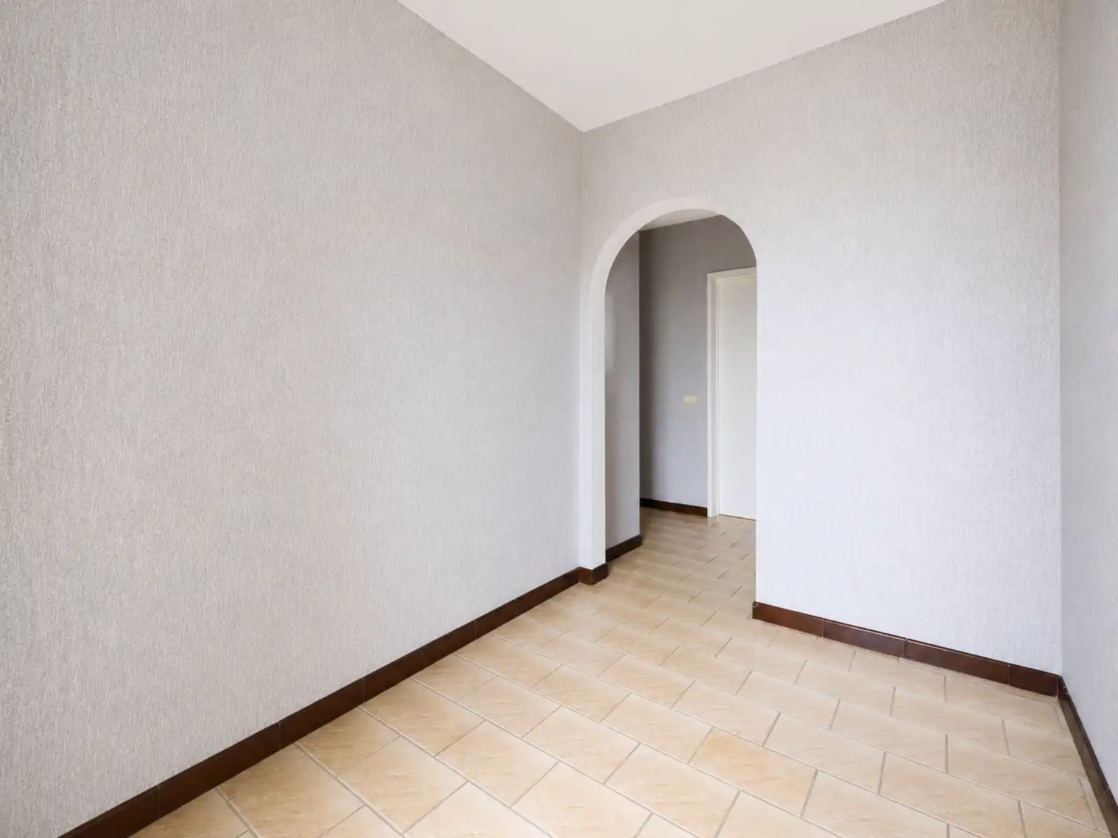 Vrijstaande woning met veel potentieel foto 3