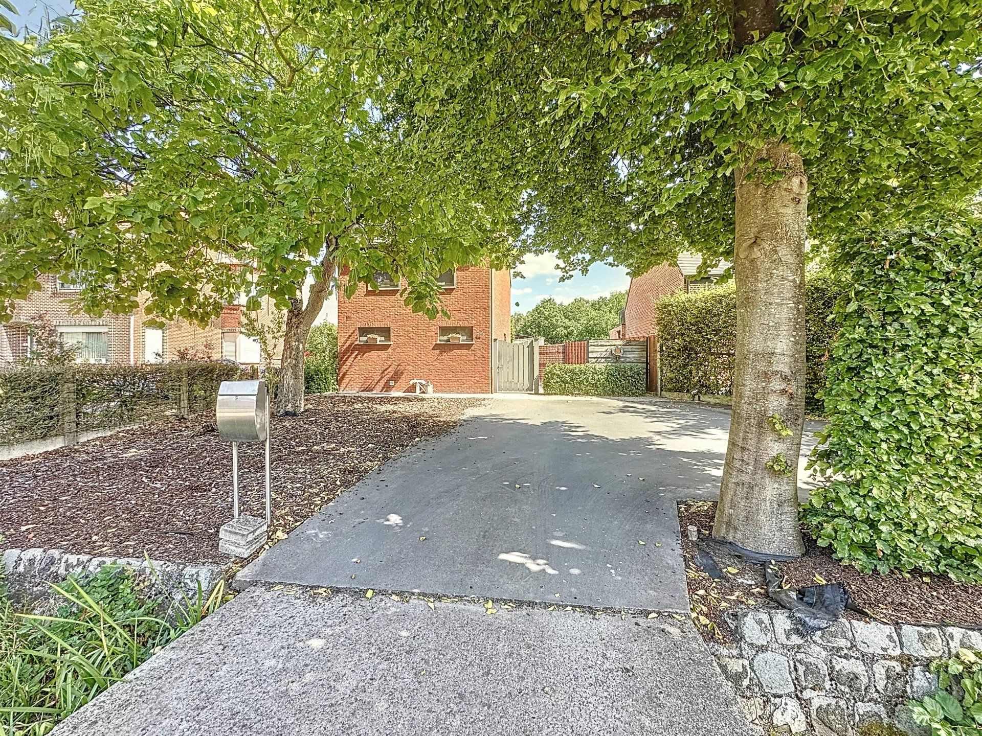 Moderne instapklare woning met 3 slaapkamers op mooi perceel foto 22