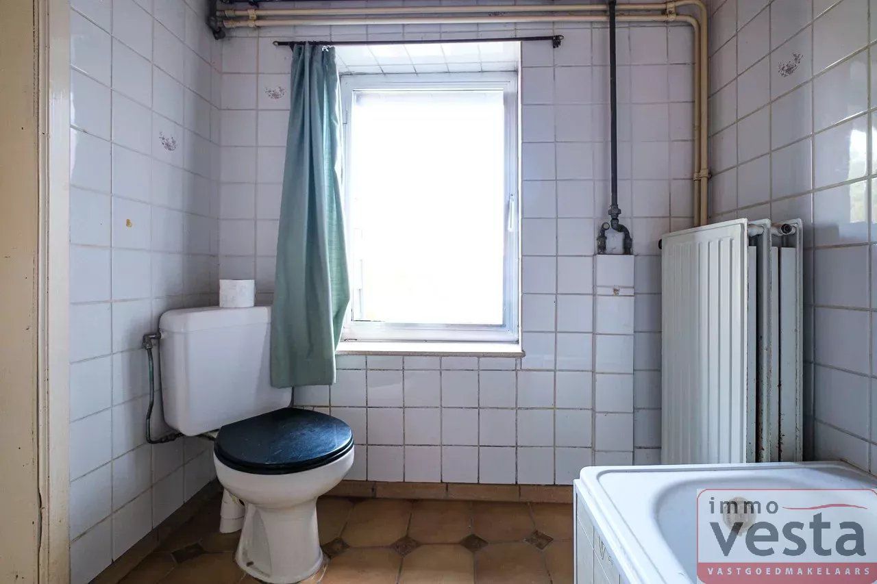 Te renoveren gezinswoning in een rustige streek foto 19
