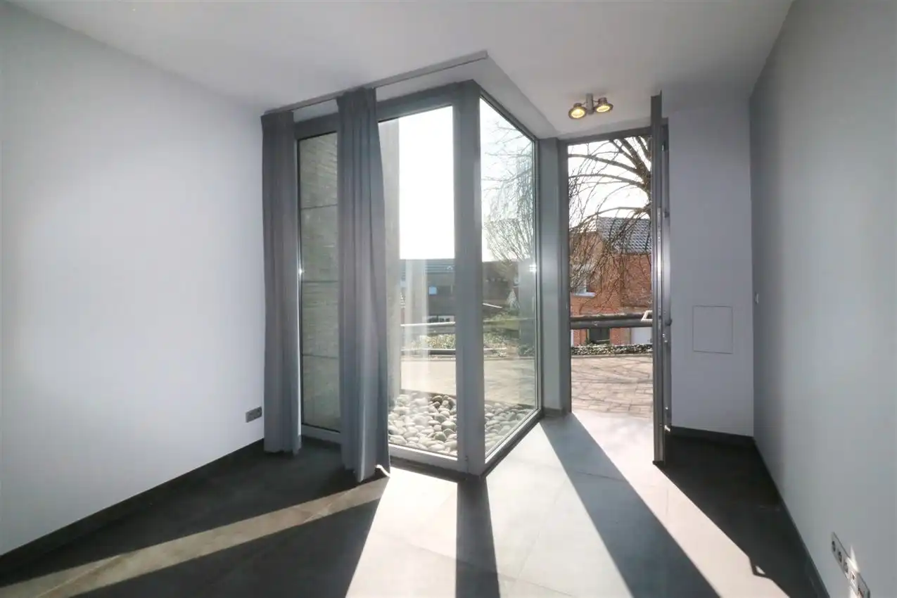 Moderne stadswoning met groot dakterras te midden van centrum foto 2