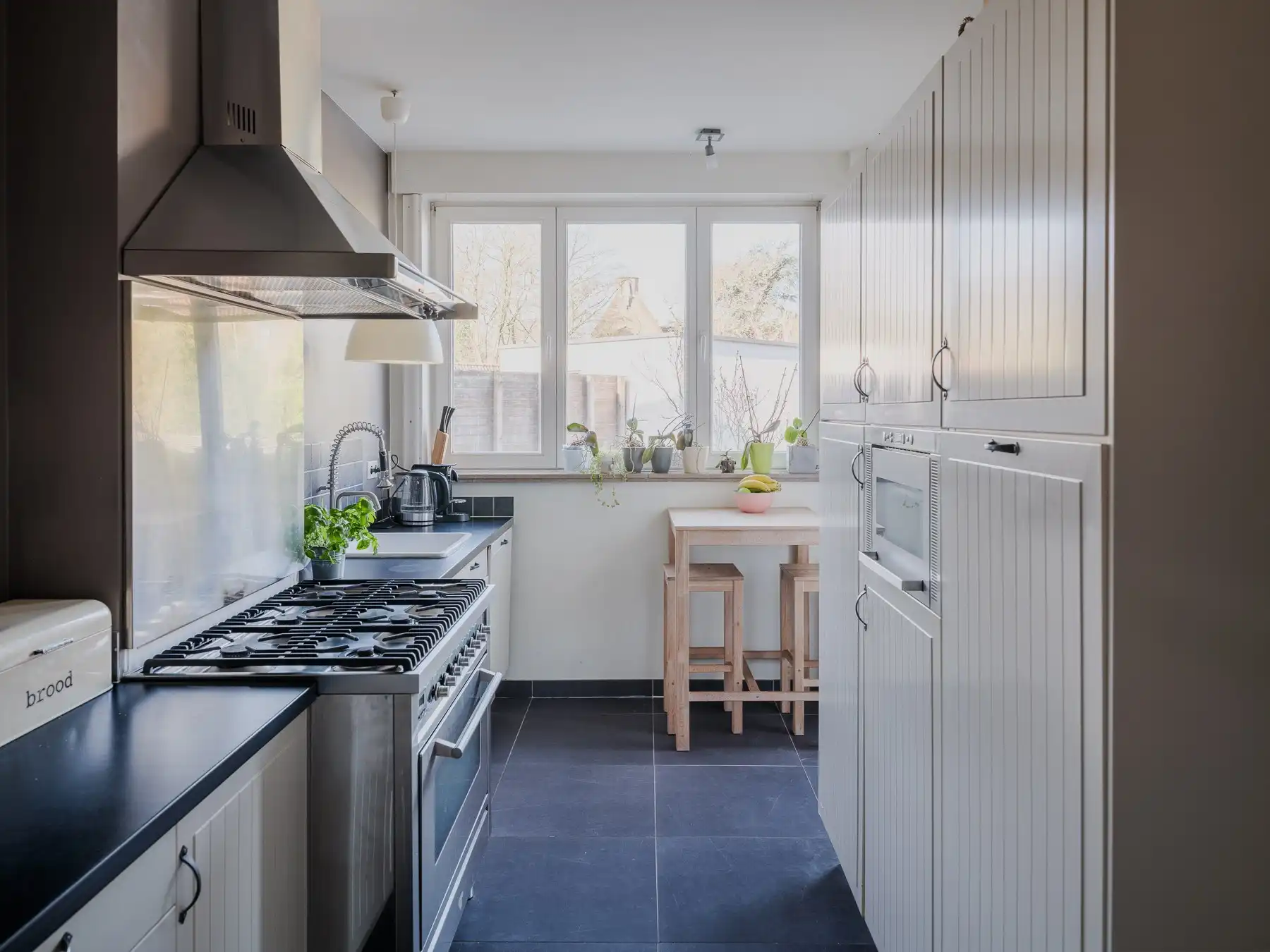Herenhuis met praktijkruimte op AAA-locatie foto 7