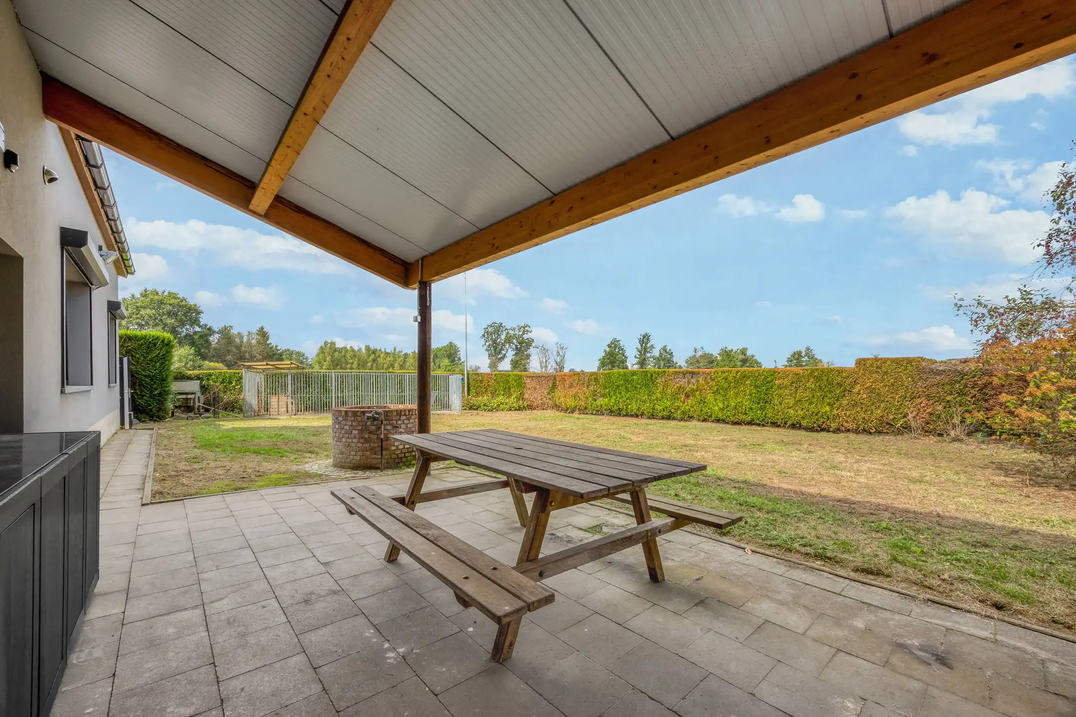 Unieke hoeve op een domein van maar liefst 8,56 Ha foto 5