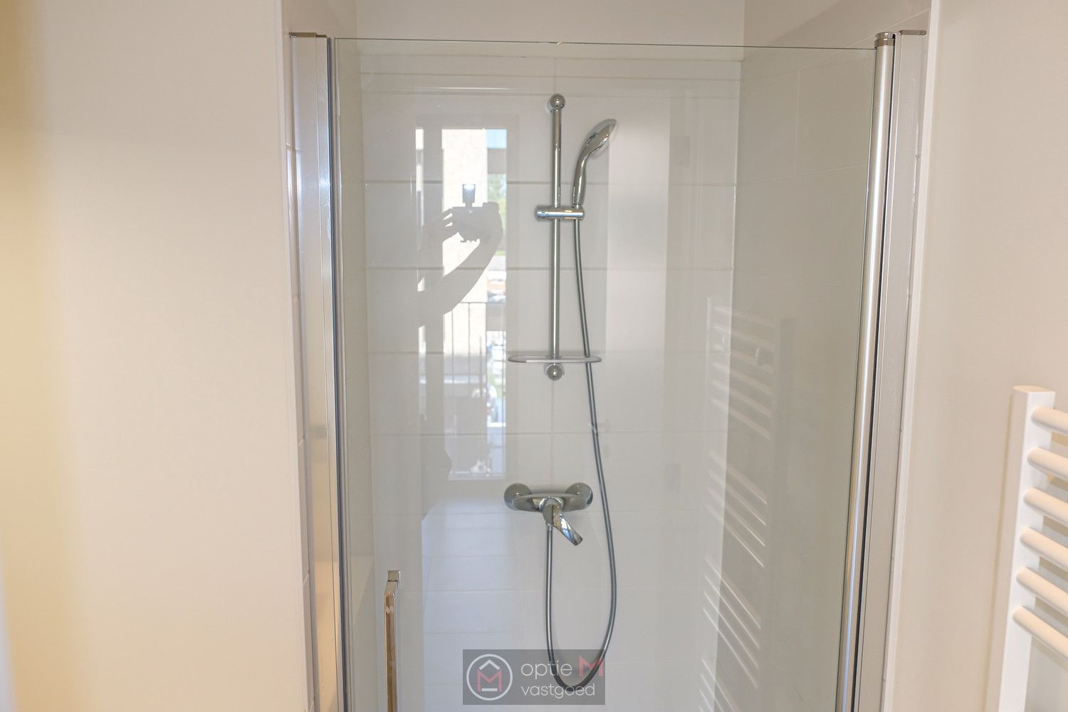 MOOI GELEGEN APPARTEMENT IN QUARTIER BLEU MET PARKING EN BERGING foto 10