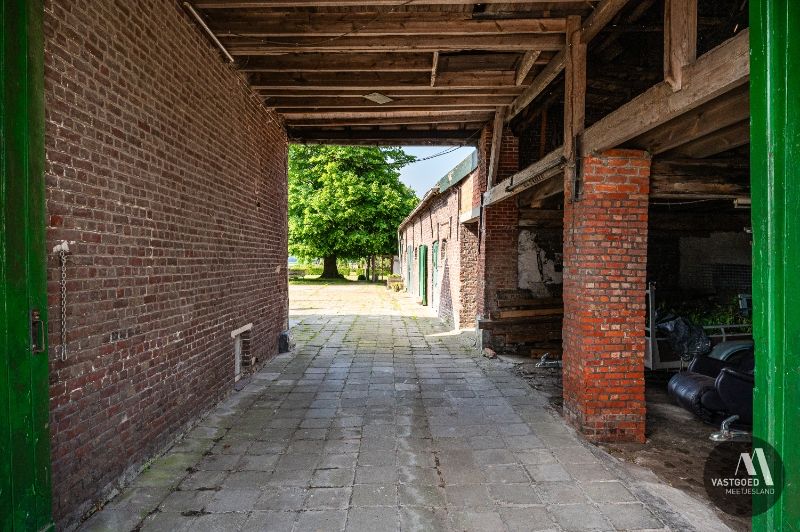 Unieke eigendom hartje Oostwinkel foto 3