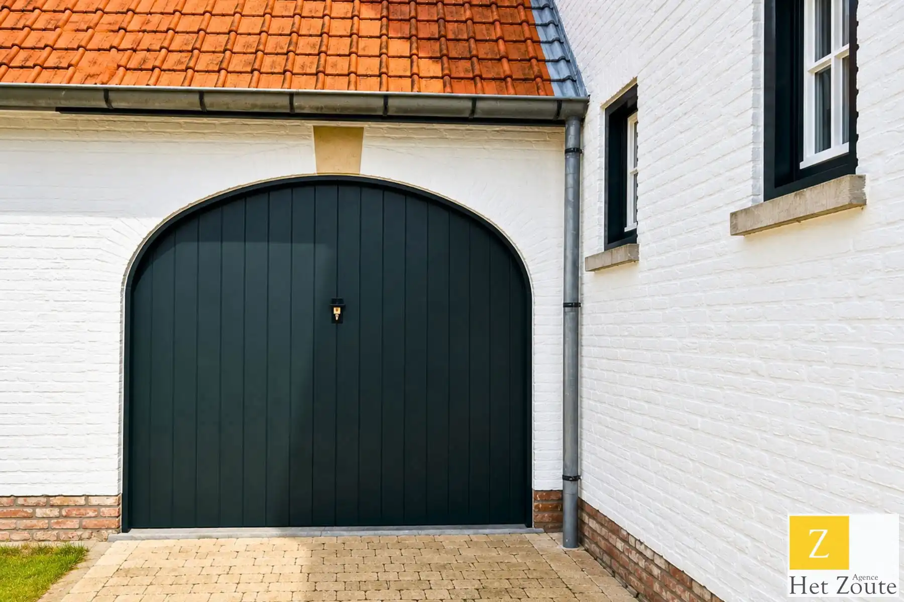 Stijlvolle halfopen woning met 4 slaapkamers foto 15