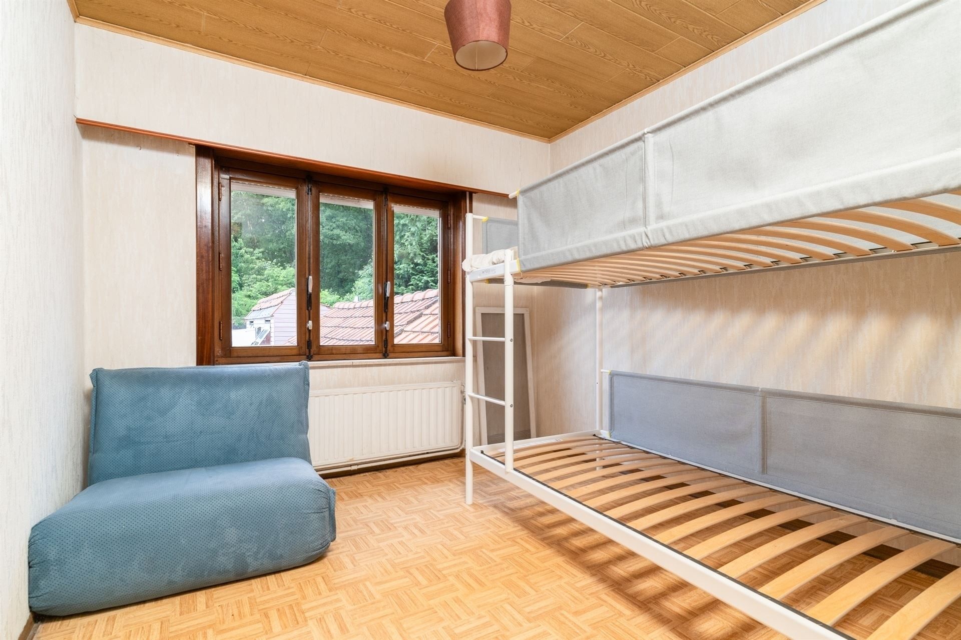 Charmante te renoveren woning op terrein van 500 m² foto 18