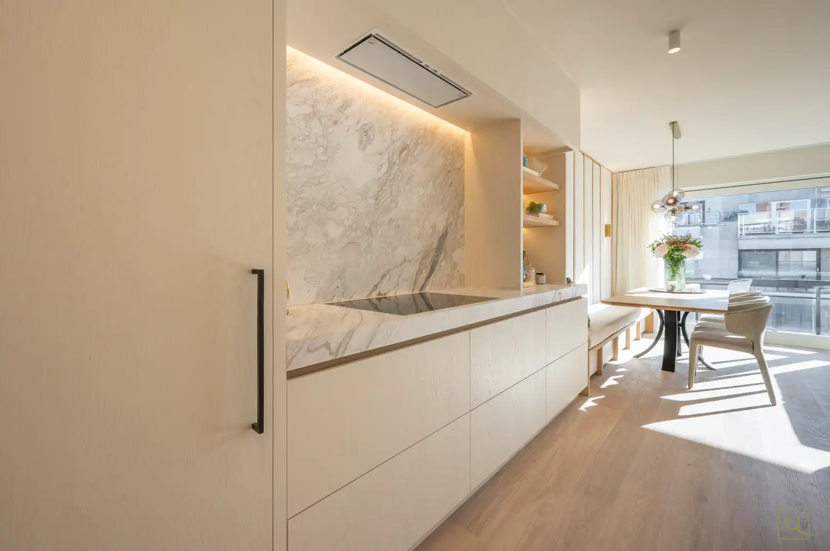 Luxueus gerenoveerd appartement vlakbij de winkels, het strand en de zee. foto 7