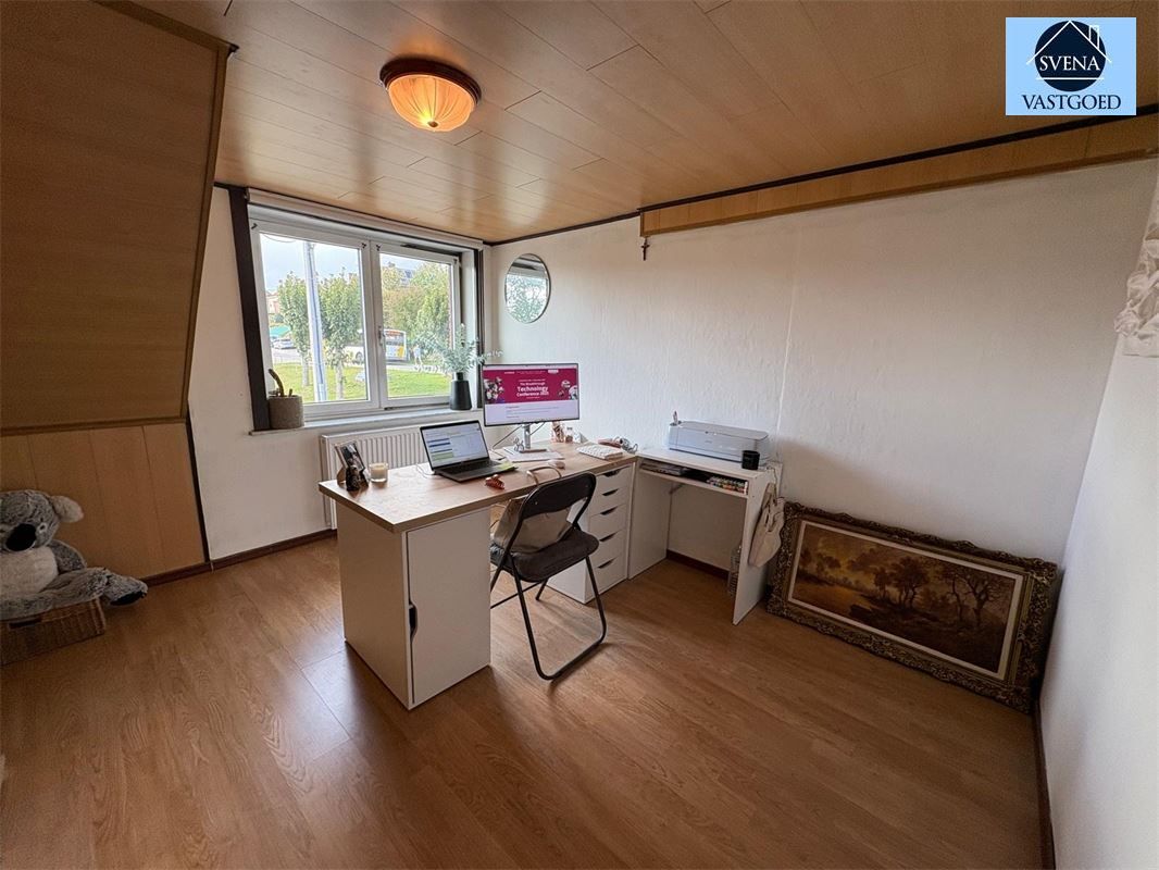 GOED GELEGEN WONING TE ROOSDAAL foto 8