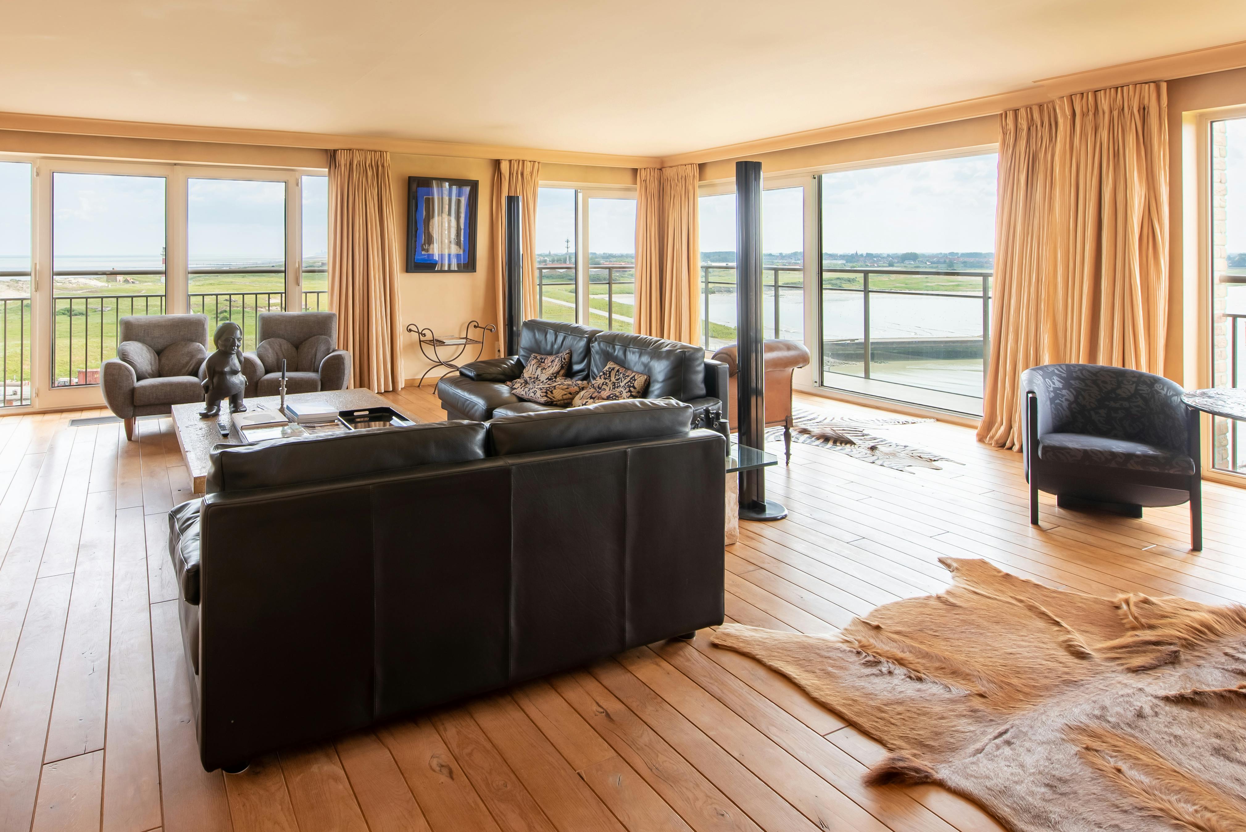 Exclusief appartement met prachtig zicht op de Havengeul en de zee! foto 25