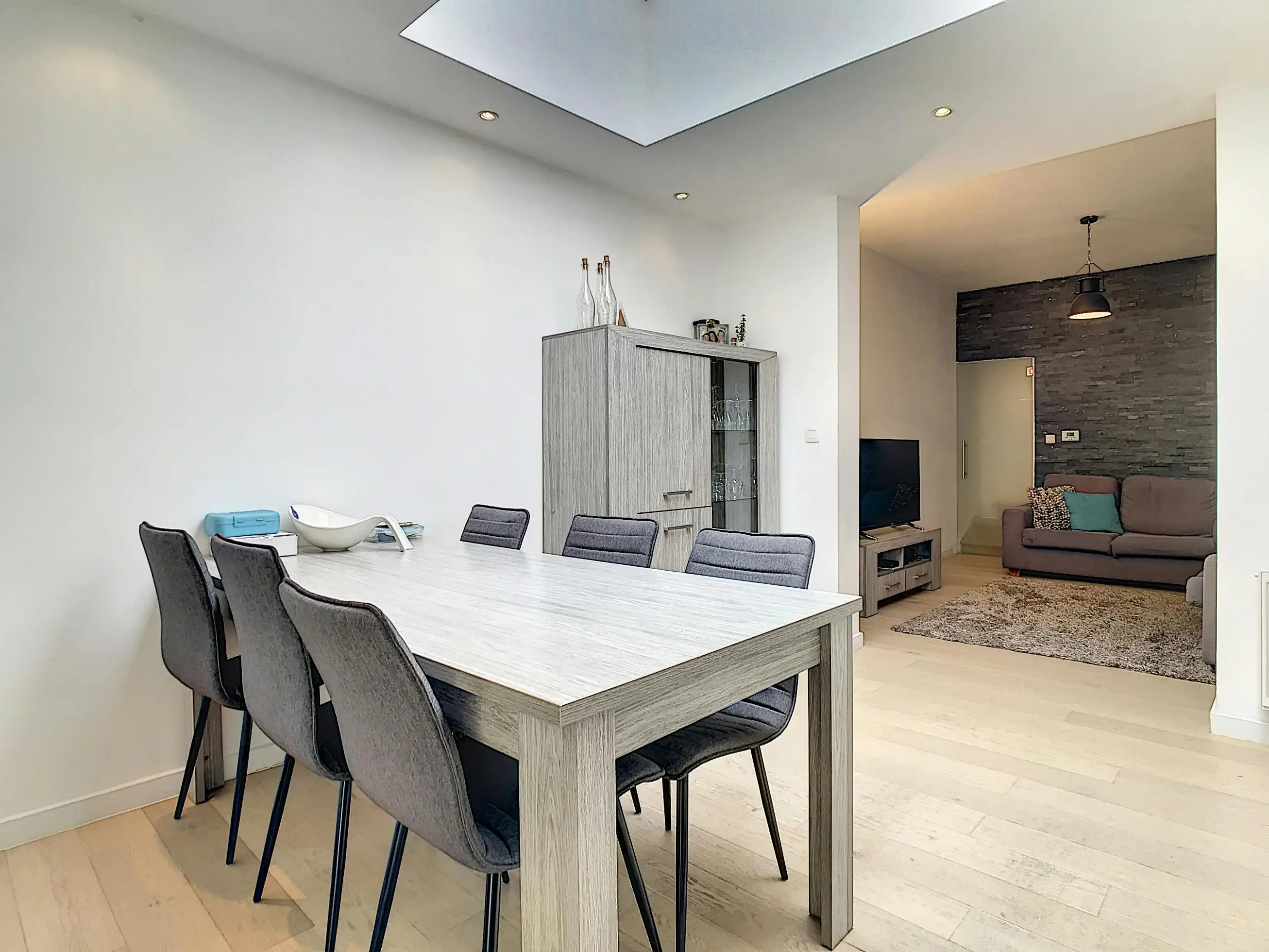 Instapklare rijwoning te koop met gezellige stadstuin  foto 3