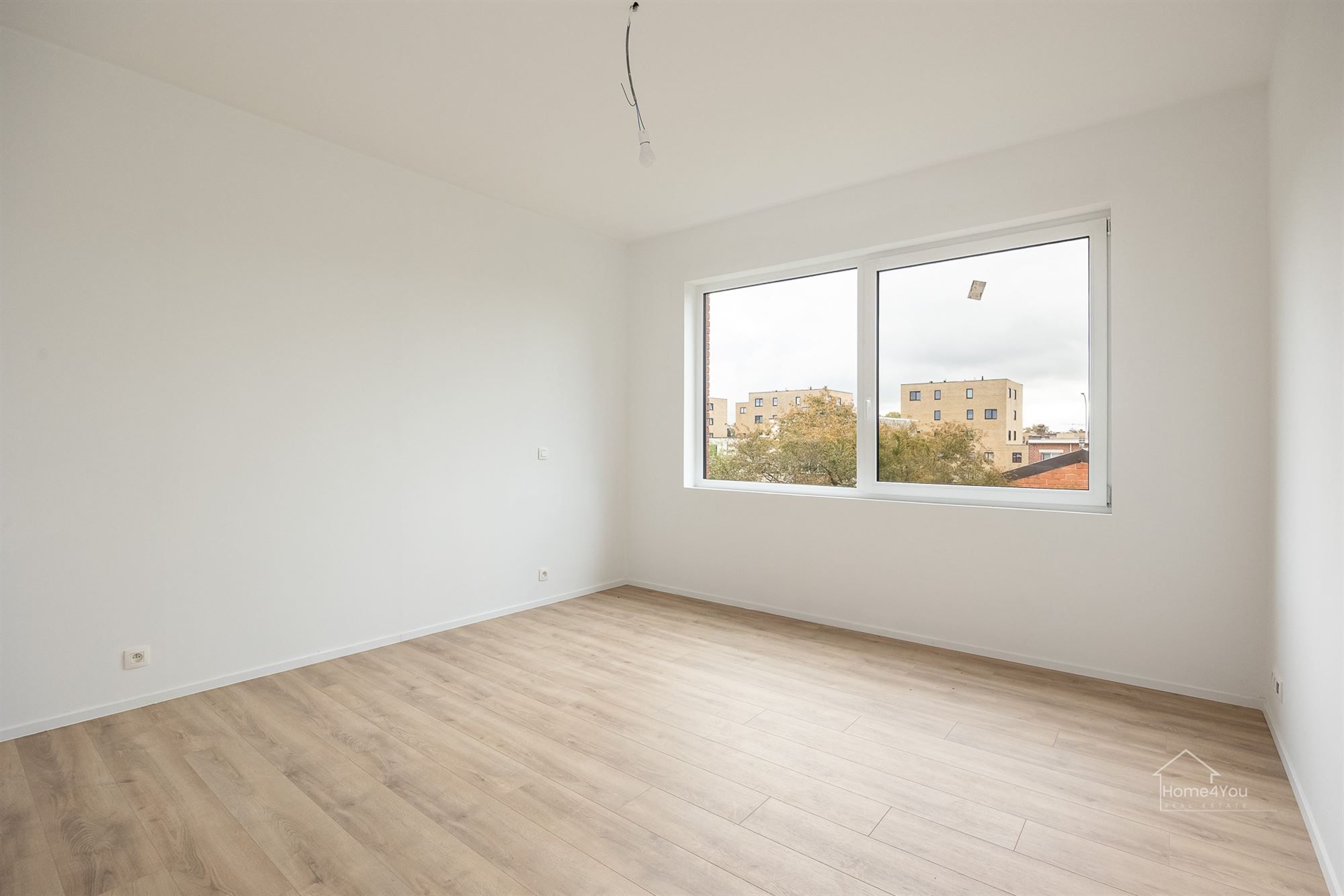 Gerenoveerd 2-slaapkamer appartement in Borsbeek te koop! foto 9