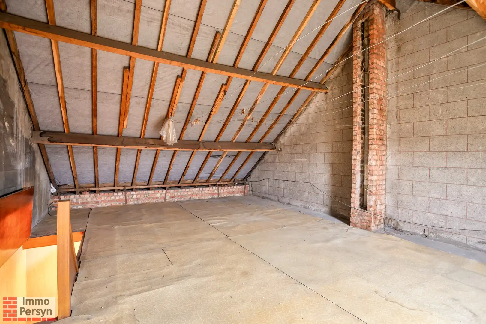 Unieke investeringsopportuniteit: Twee te renoveren woningen met tuin en achteringang foto 11