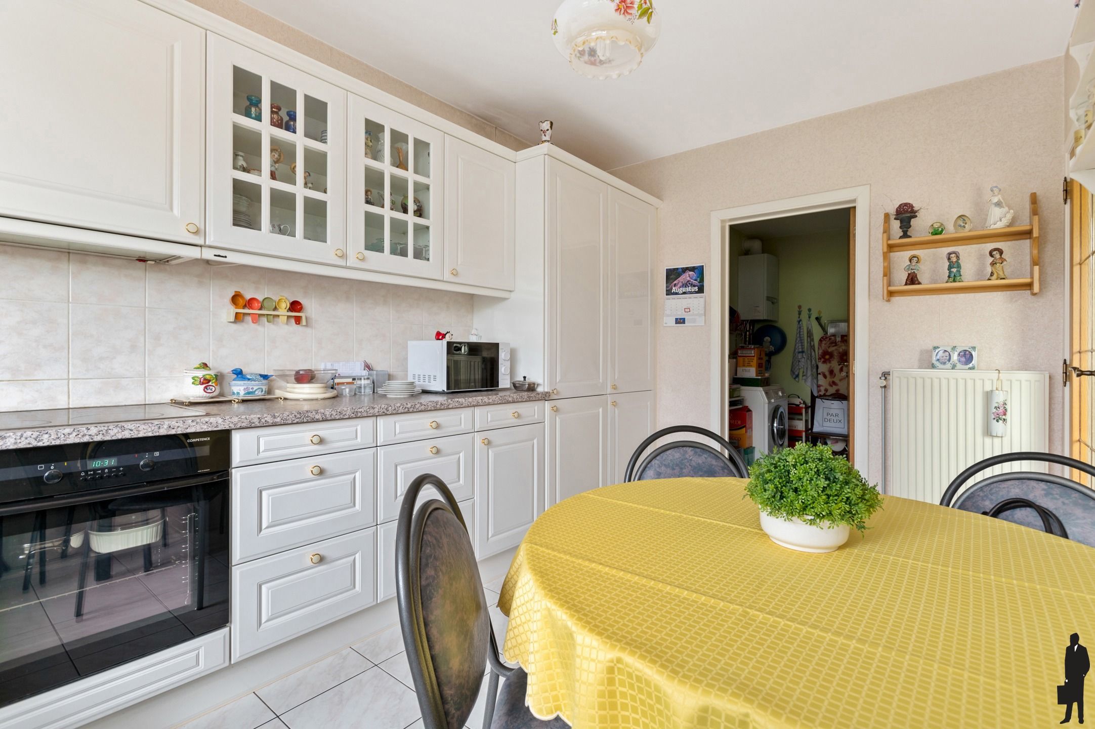 Ruim 3 slaapkamer appartement met 2 terrassen. foto 4