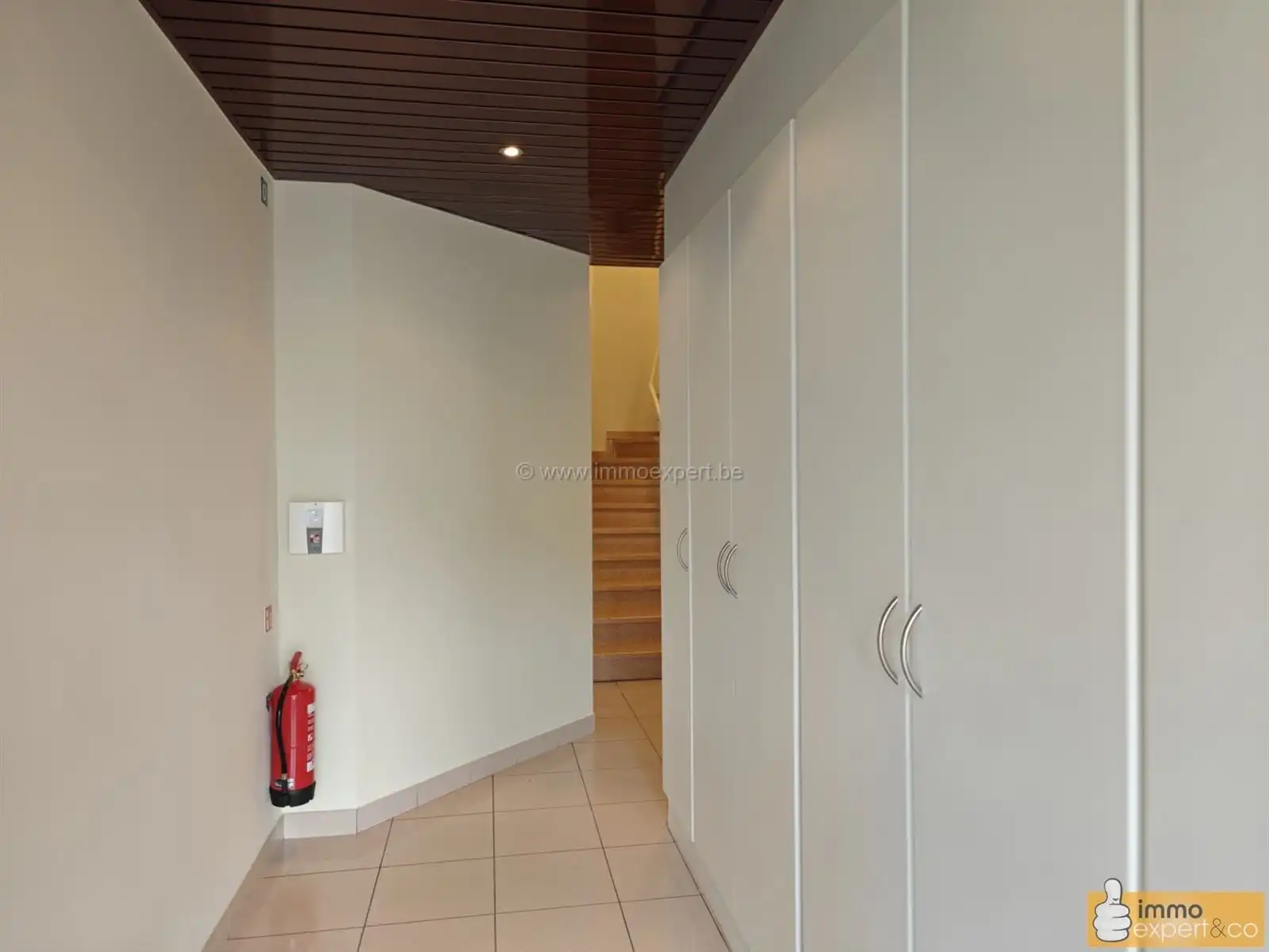 TERNAT : Duplex appartement 129m² in centrum met gesloten garage. foto 2