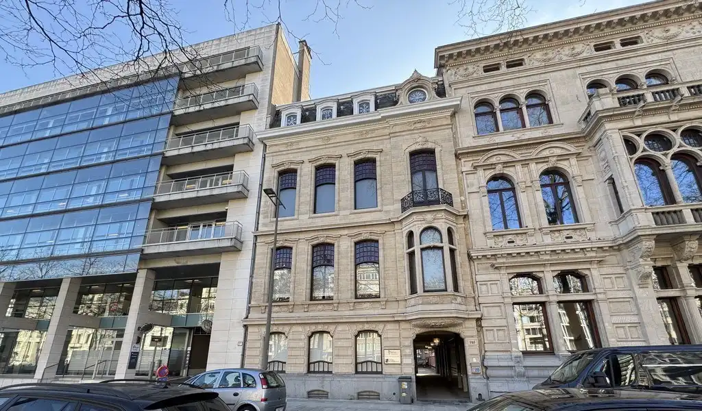 Kantoren te huur in monumentale herenwoning in Anwerpen foto 17