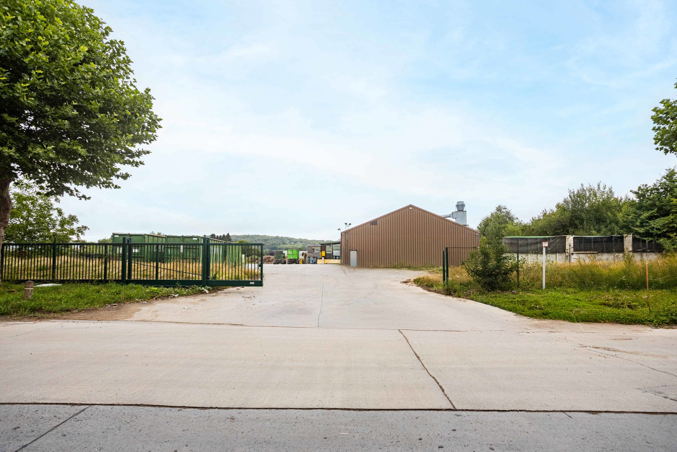 Industriegebouw met ruime industriegrond te koop in Ronse foto 14