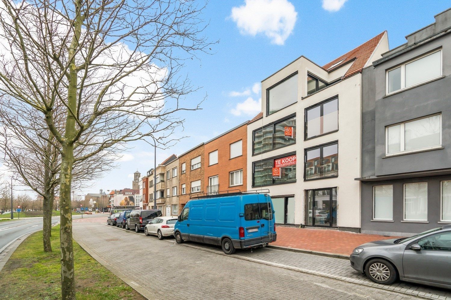 Nieuwbouw duplex (2024) , centraal gelegen nabij Duinenwater, waardoor alle winkels en openbaar vervoer bereikbaar zijn op wandelafstand. foto 13