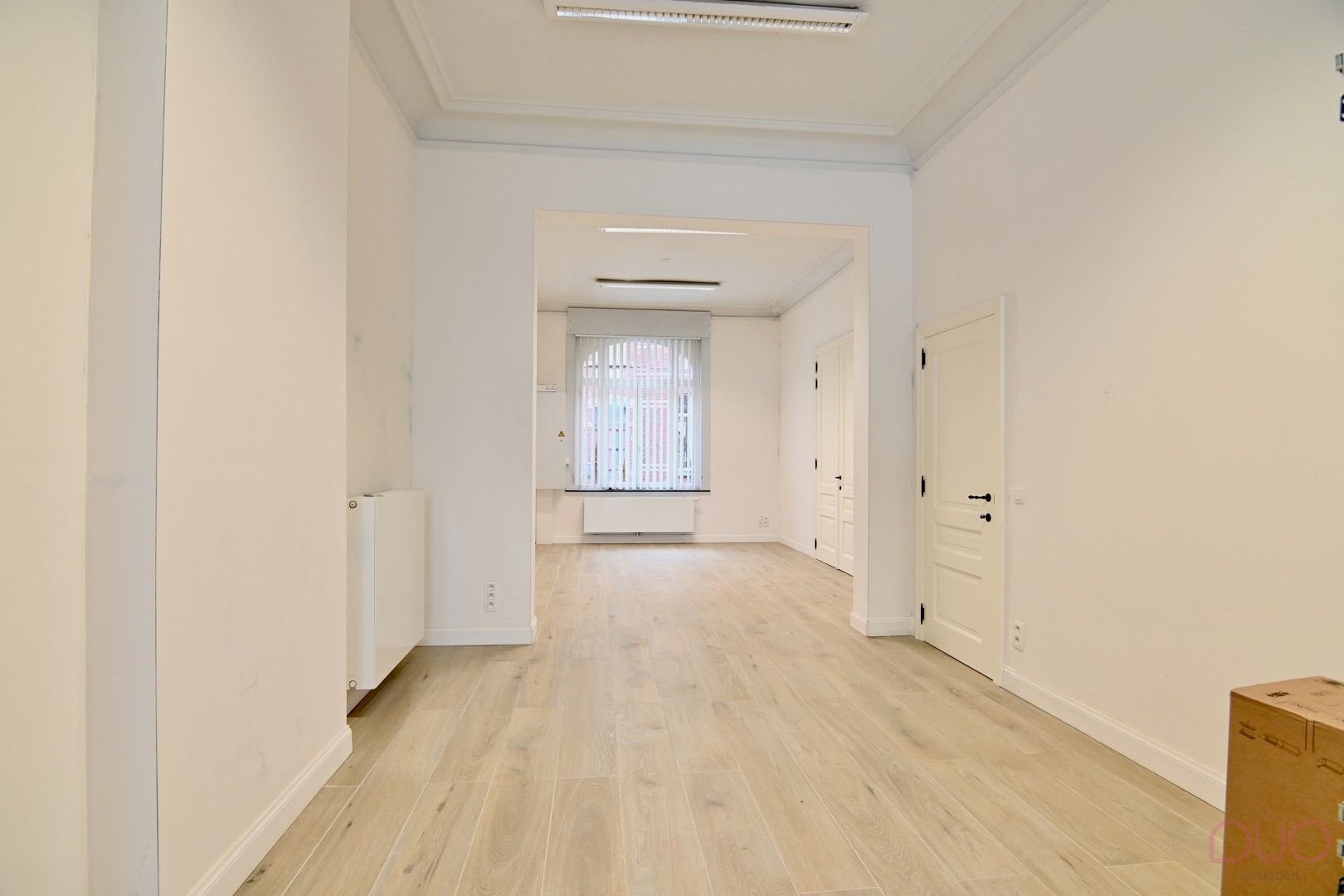 Instapklare herenwoning in het hartje van Sint-Truiden met 6 slaapkamers foto 2