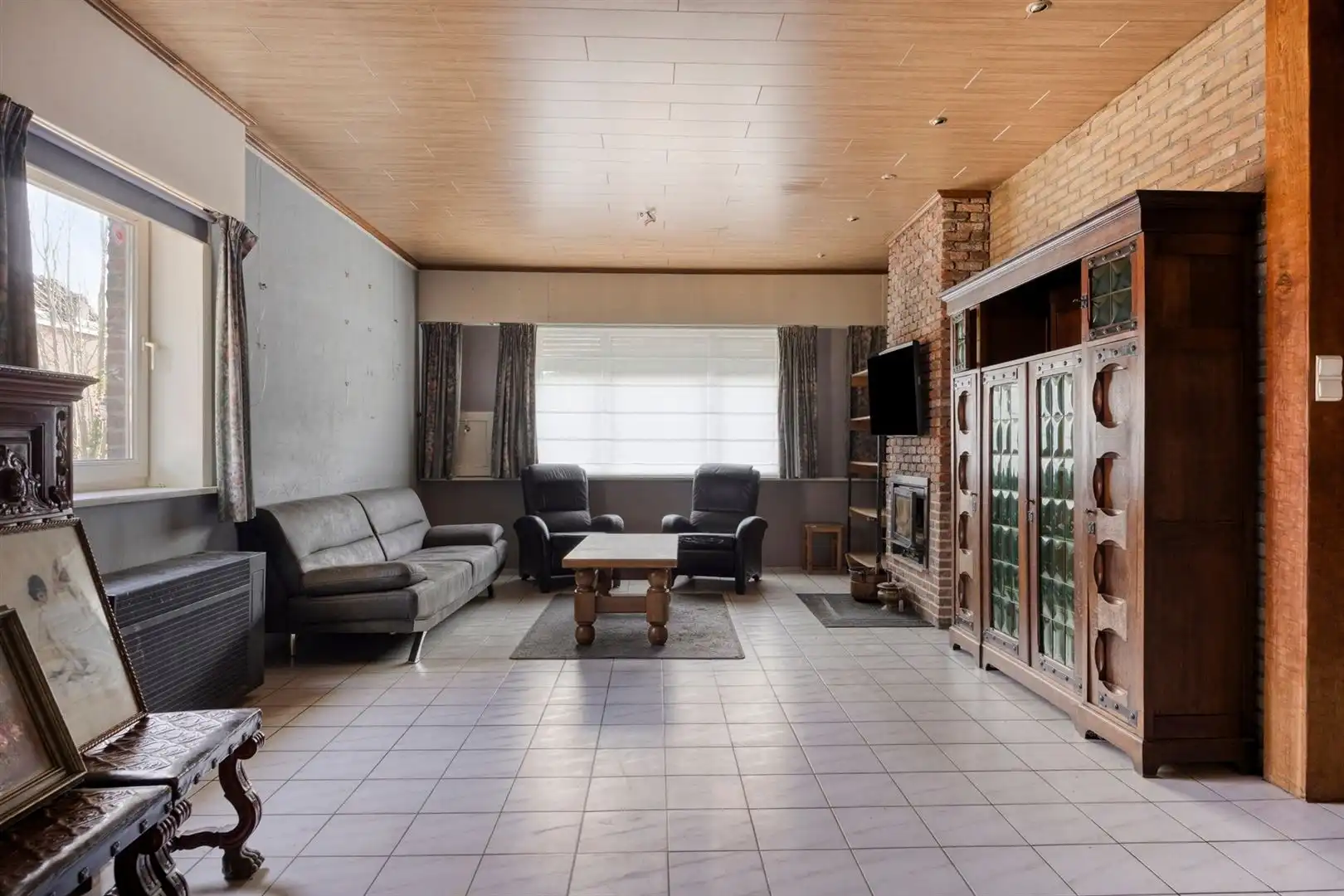 Grondig te renoveren huis. foto 10