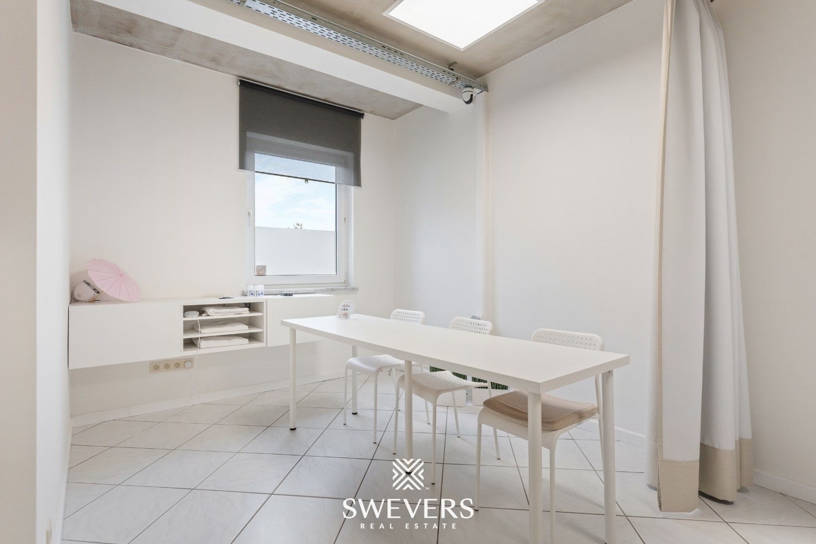 Handelspand met praktische indeling in hartje Tessenderlo foto 27