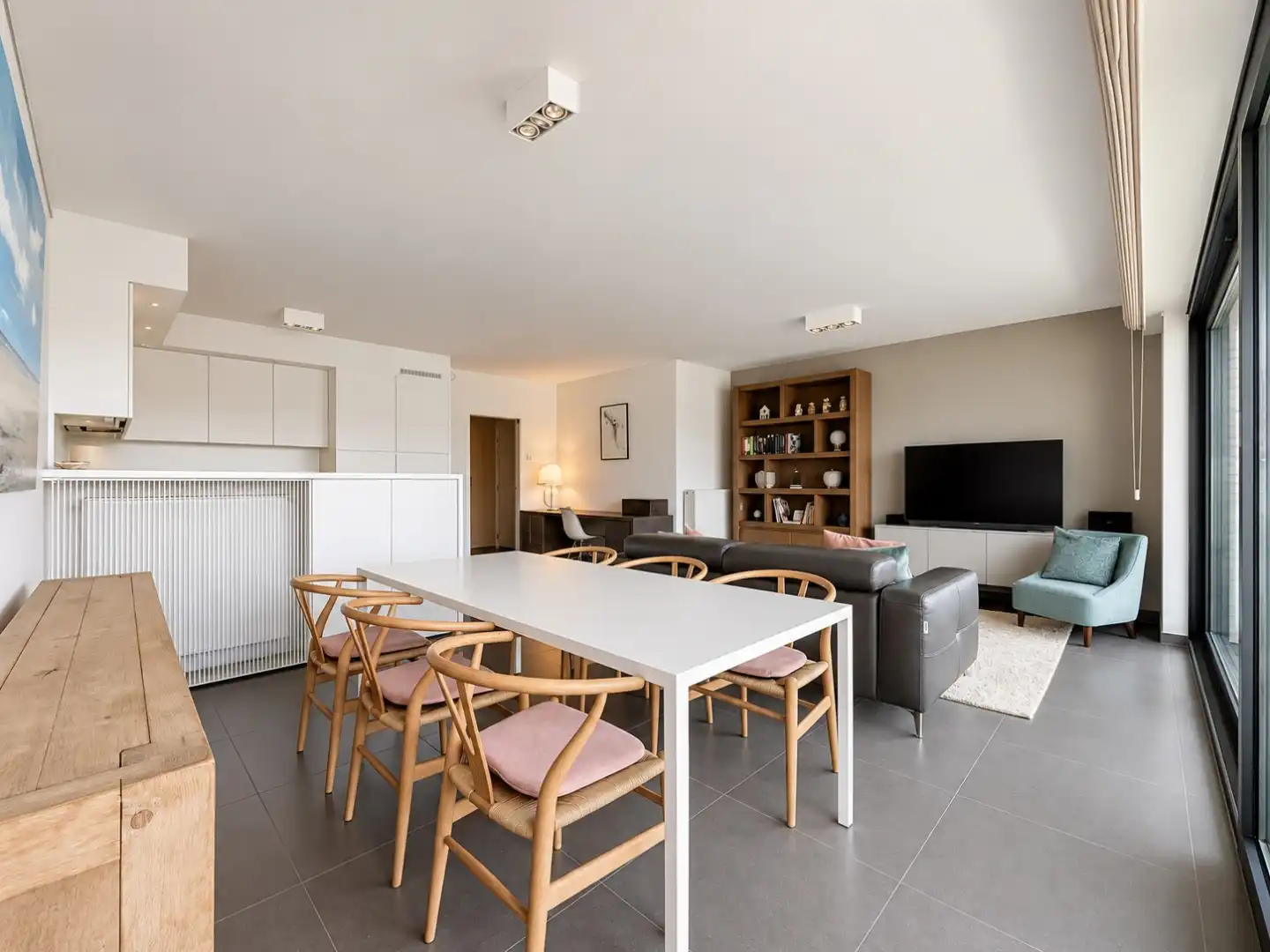 Twee slaapkamer appartement op 50 meter van het strand van Oostduinkerke en de zeilclub 'SYCOD' foto 5