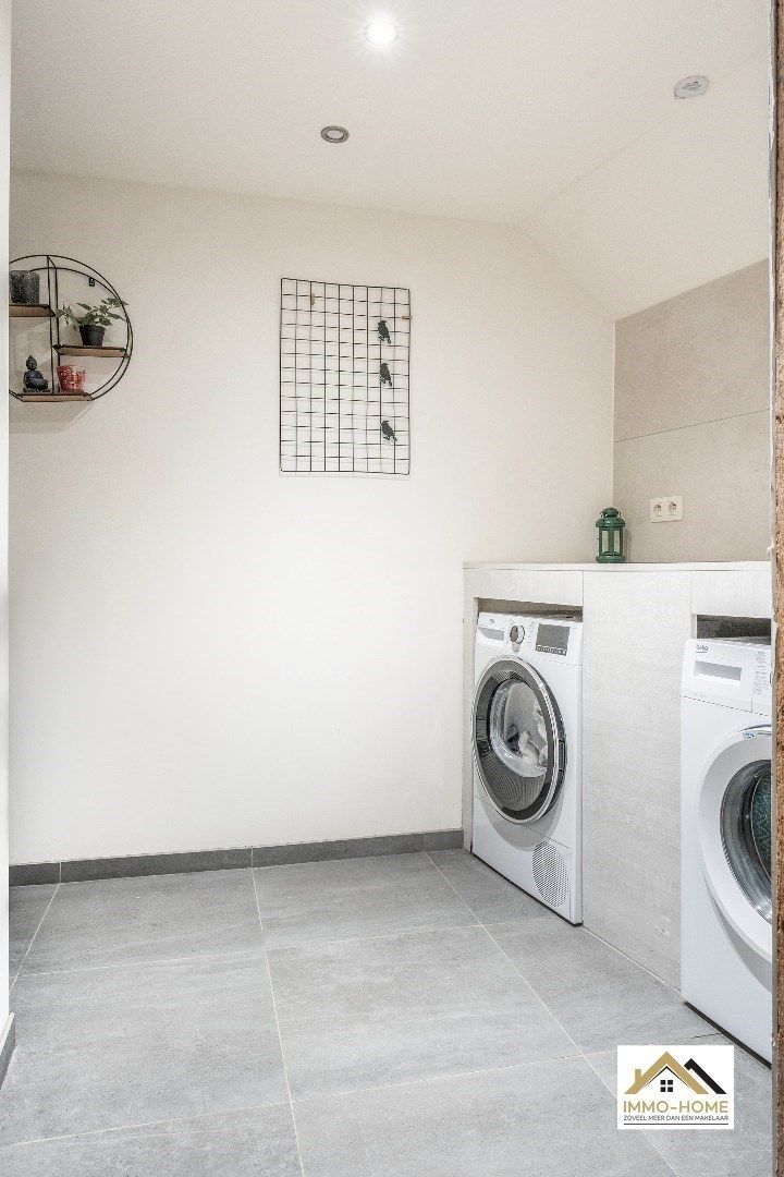 Ruime gerenoveerde woning met ruime grond!  foto 20