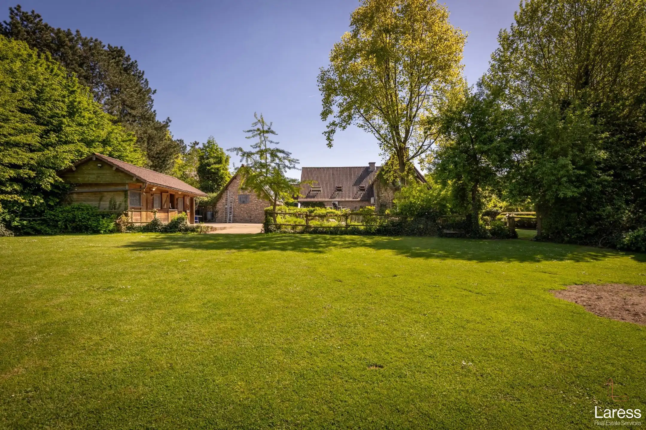 Villa te koop foto 26