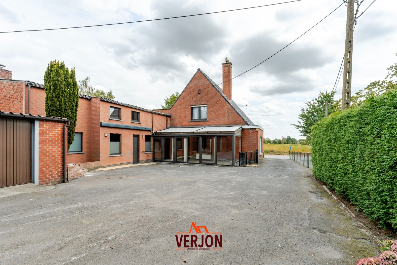 Alleenstaande woning met 440 m² opslagruimte in Kachtem! foto 25