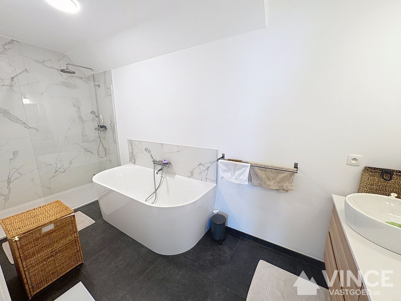 Ruim en energiezuinig nieuwbouwappartement met magnifiek uitzicht foto 17