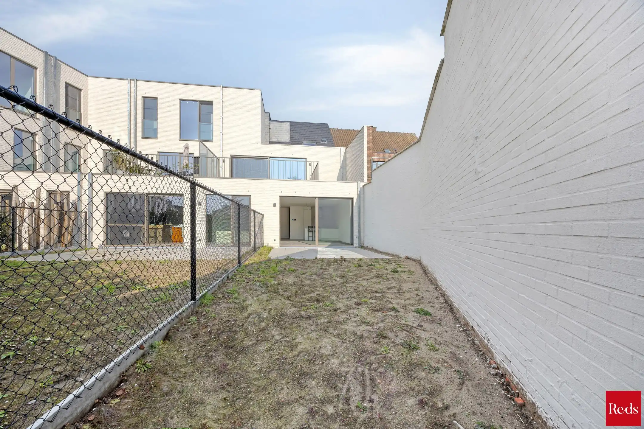 Stijlvol gelijkvloers appartement met tuin foto 22
