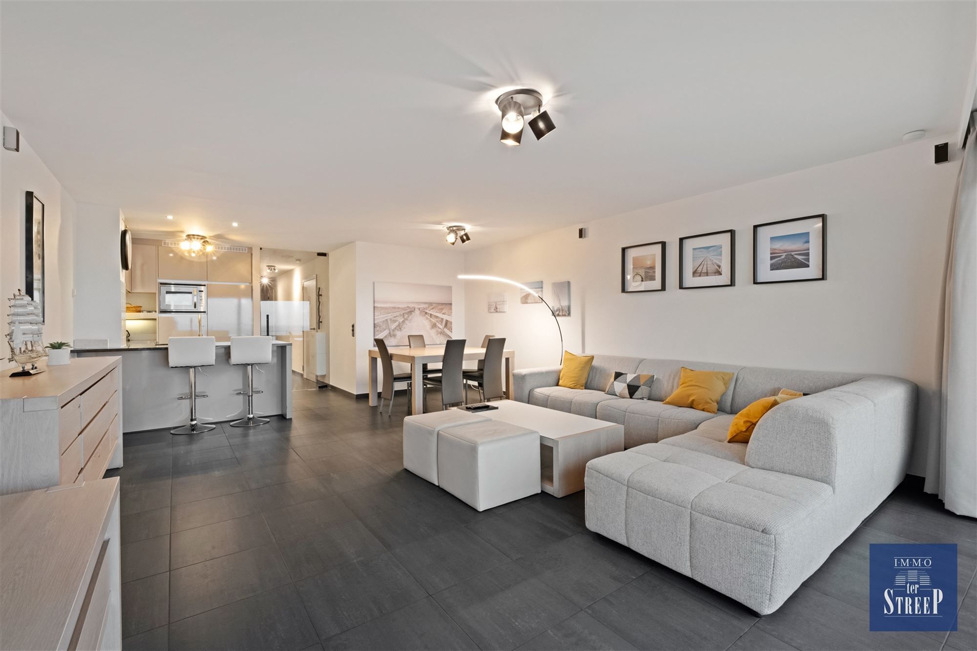 Appartement met 2 slaapkamers en frontaal zeezicht foto 5