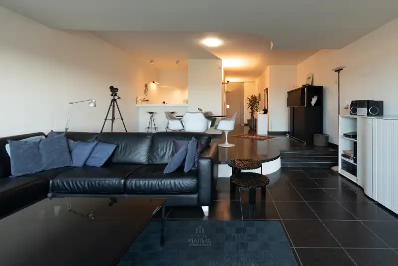 Uitzonderlijk doorloop-appartement aan het strand van Groenendijk. foto 9