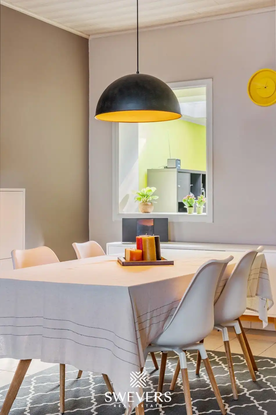 Charmante gerenoveerde woning met 2 slaapkamers en ruime zolder foto 6