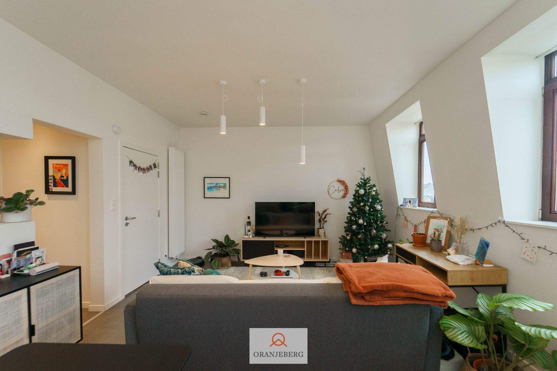 Uniek gelegen gerenoveerd appartement in hartje Gent op het Sint-Baafsplein foto 6