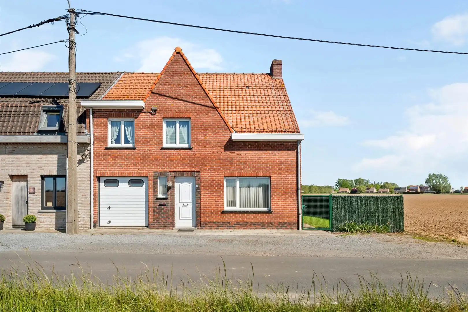 Hoofdfoto van de publicatie: Halfopen bebouwing op 548m²