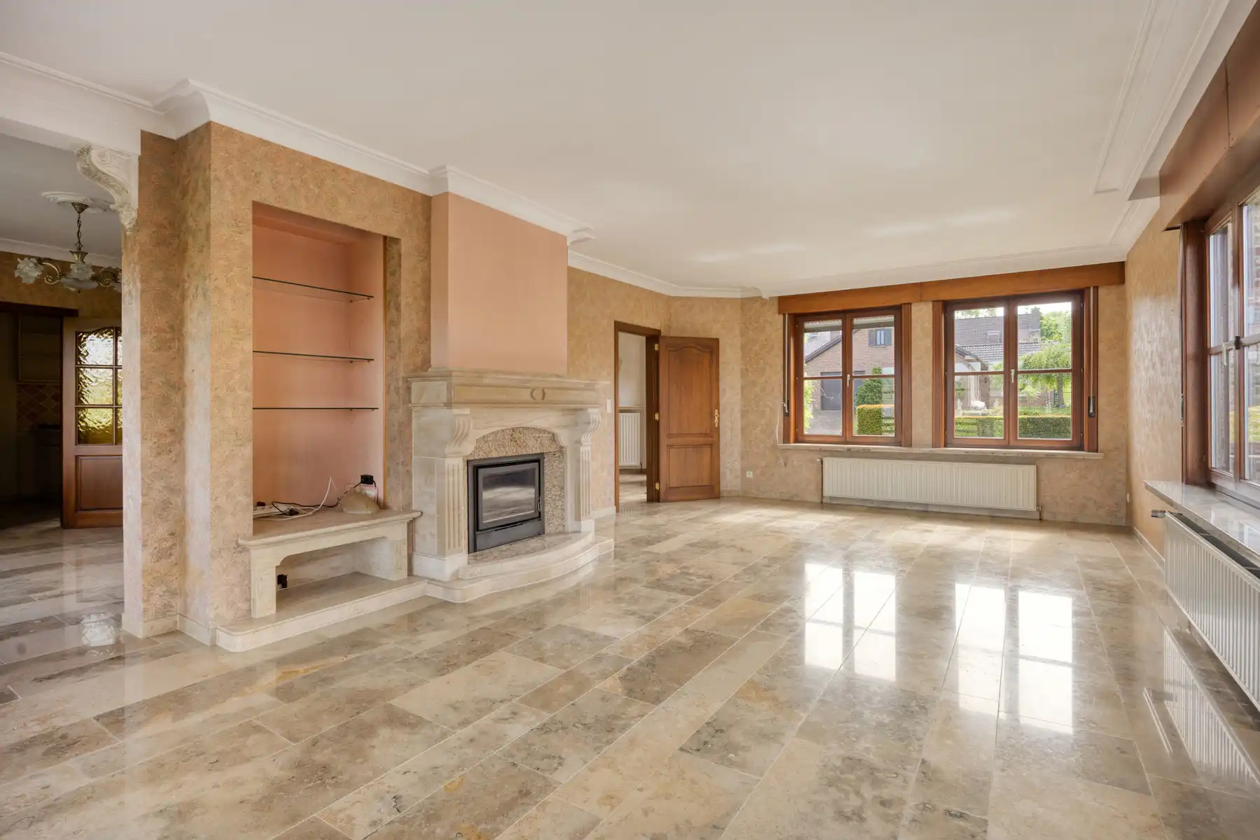 Zeer rustig gelegen villa met veel mogelijkheden foto 5